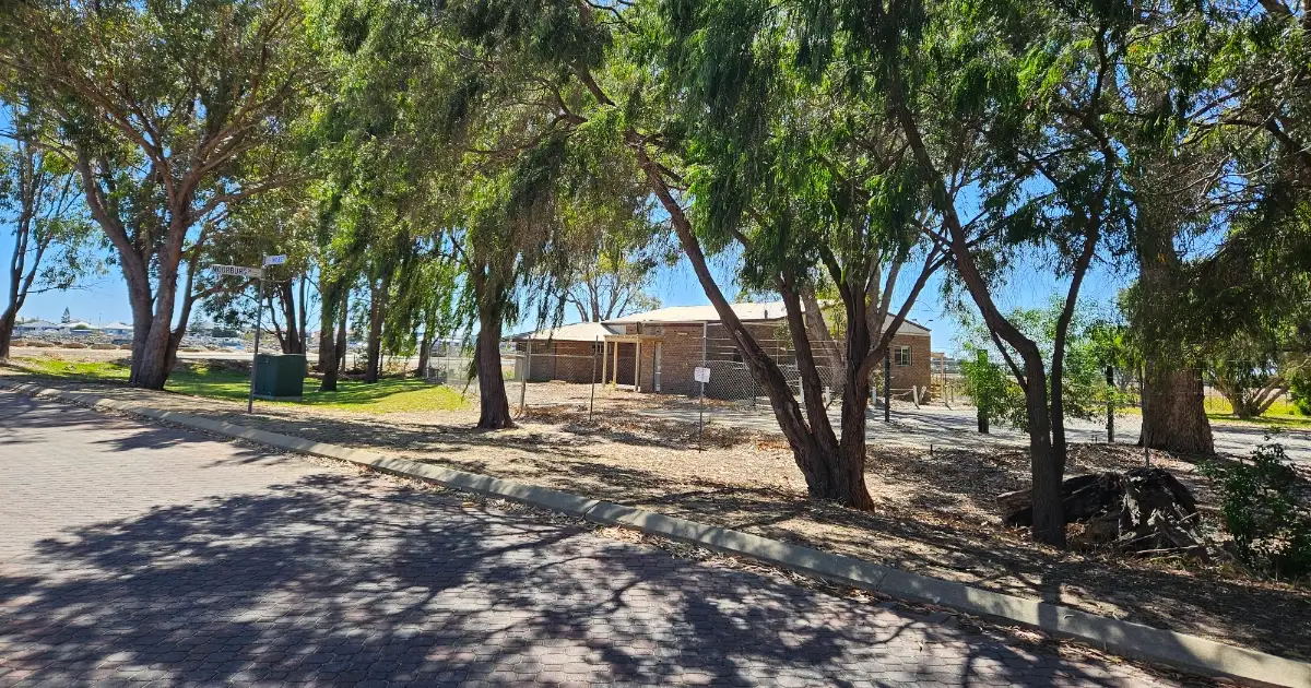 Response to the Discovery Centre Proposal